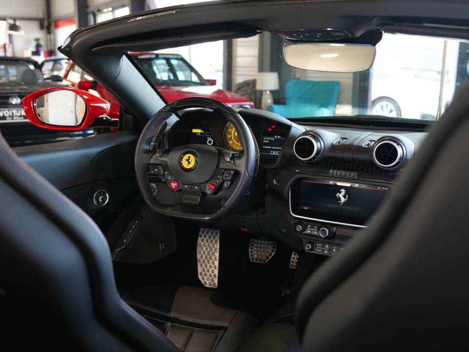 Imagen 3/50 de Ferrari Portofino M (2022)