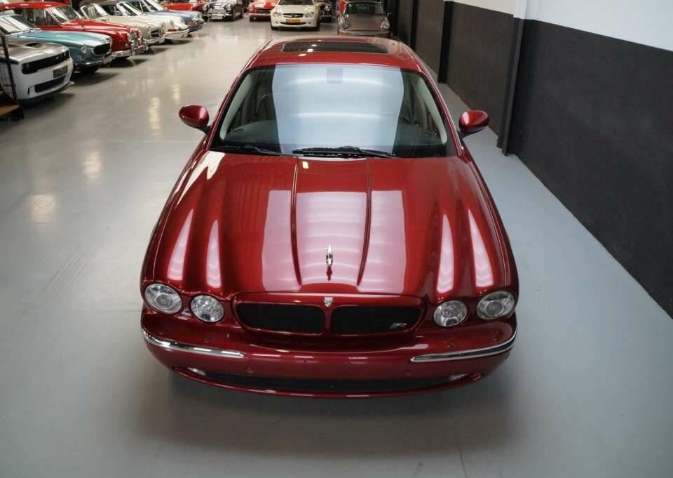 Bild 25/50 von Jaguar XJR (2007)