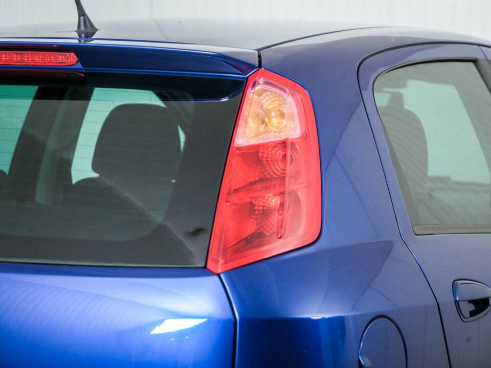 Bild 29/50 von FIAT Grande Punto 1.4 (2009)