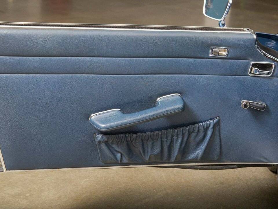 Image 14/20 of Mercedes-Benz 280 SL (1969)
