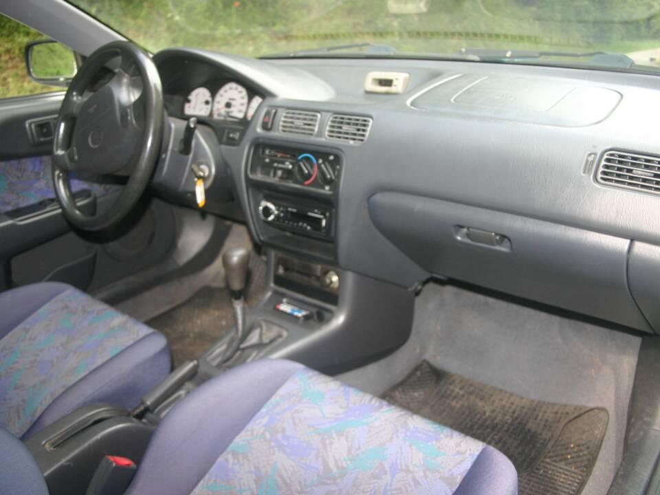 Image 41/51 of Toyota Paseo (1996)