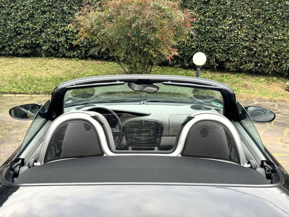 Image 6/34 of Porsche Boxster (2000)