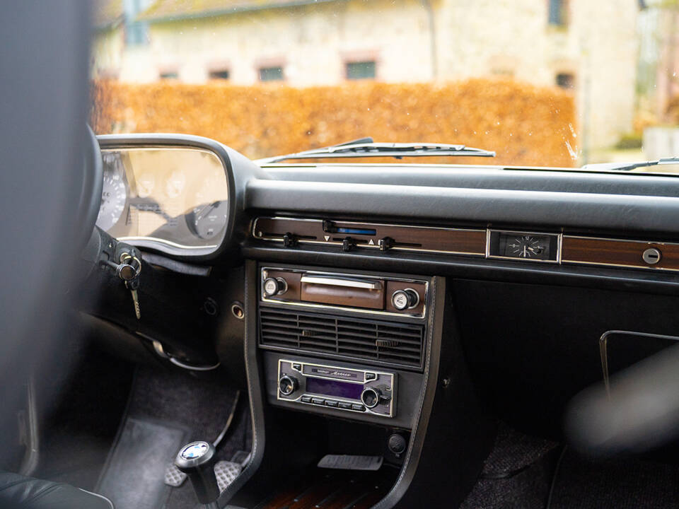 Immagine 52/80 di BMW 3,0 Si (1975)