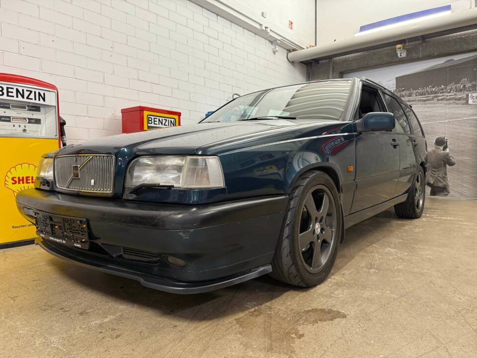 Imagen 2/17 de Volvo 850 T-5 (1994)