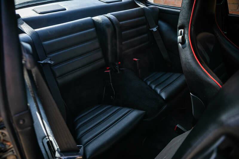 Immagine 40/41 di Porsche 911 Carrera 3.2 (1988)