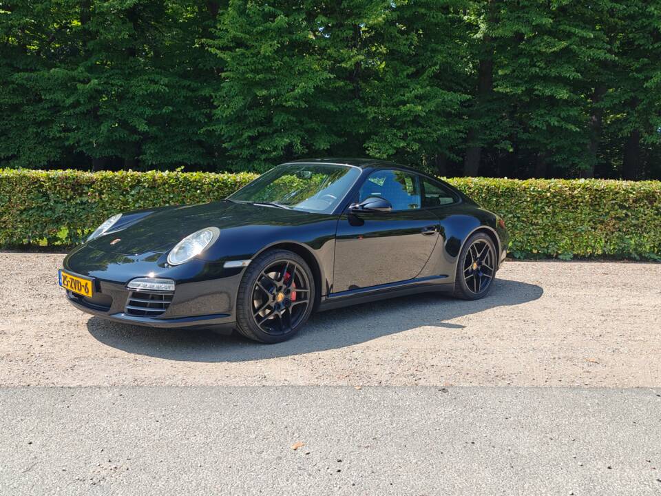 Image 5/5 of Porsche 911 Carrera S (2008)