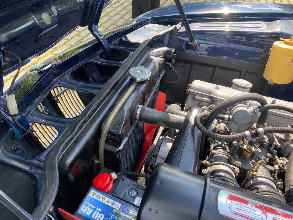 Image 31/79 of BMW 2000 CS (1969)