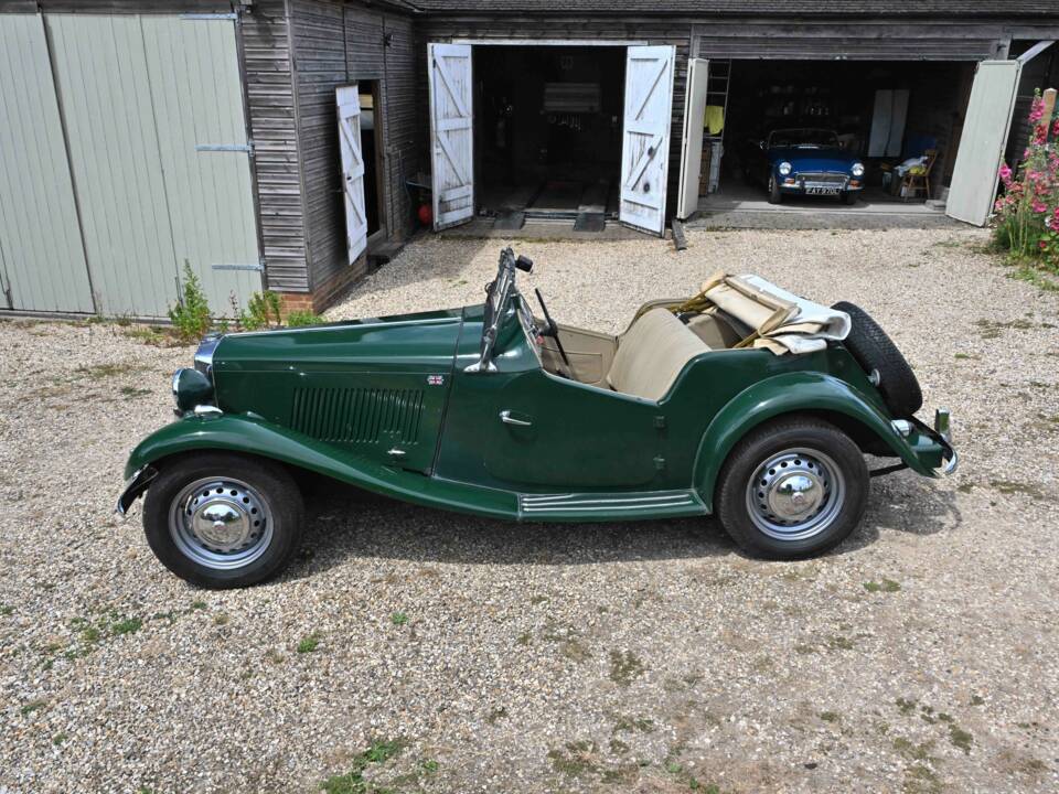 Image 20/50 of MG TD (1953)