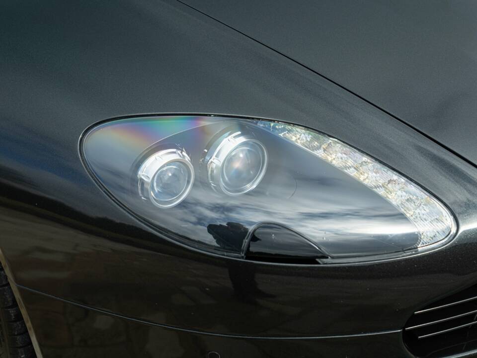 Image 13/50 de Aston Martin V8 Vantage S (2013)