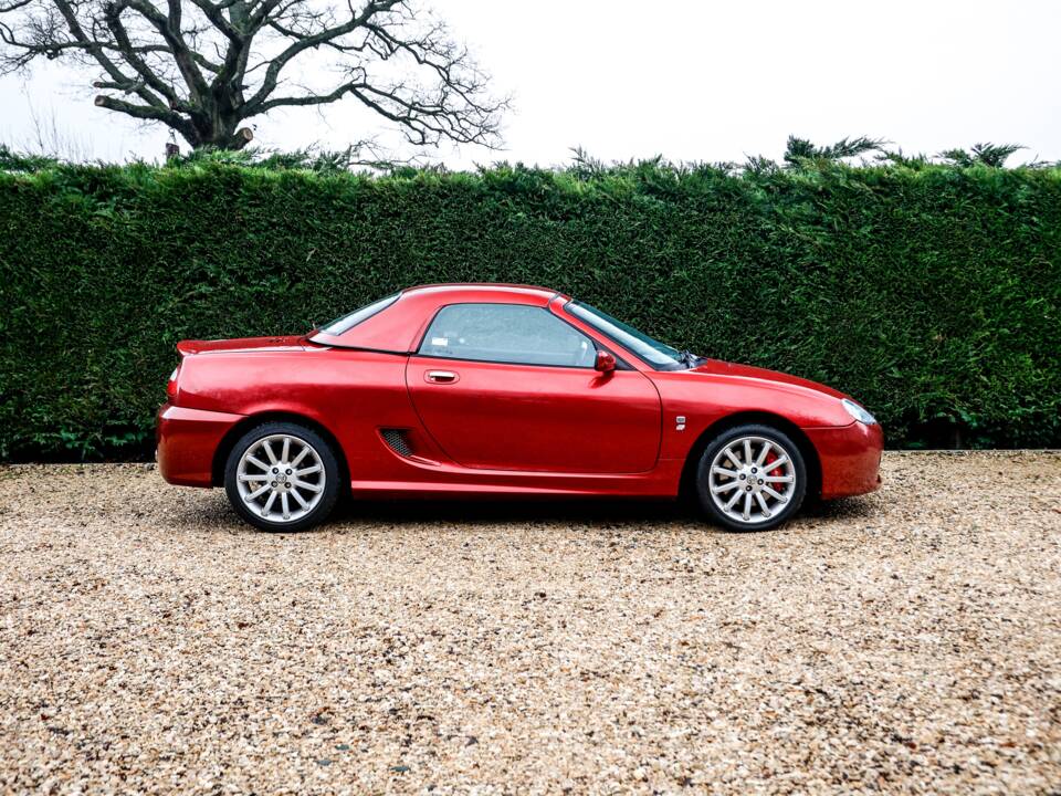 Image 11/37 of MG TF 135 (2005)