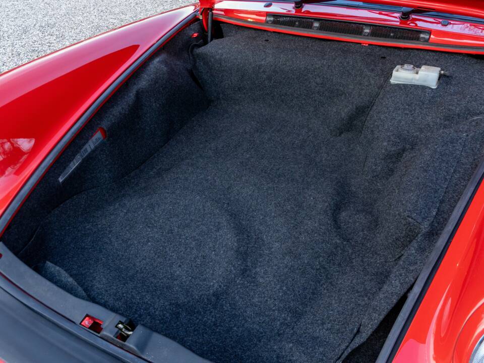 Bild 18/50 von Porsche 911 Carrera 3.2 (1988)