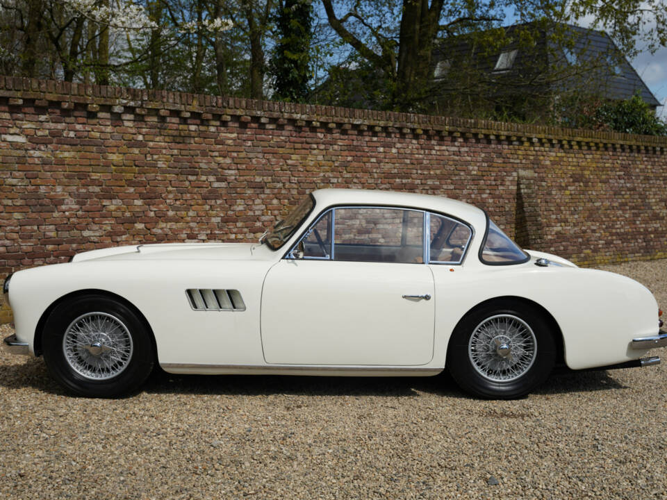 Image 22/50 of Talbot-Lago 2500 Coupé T14 LS (1962)