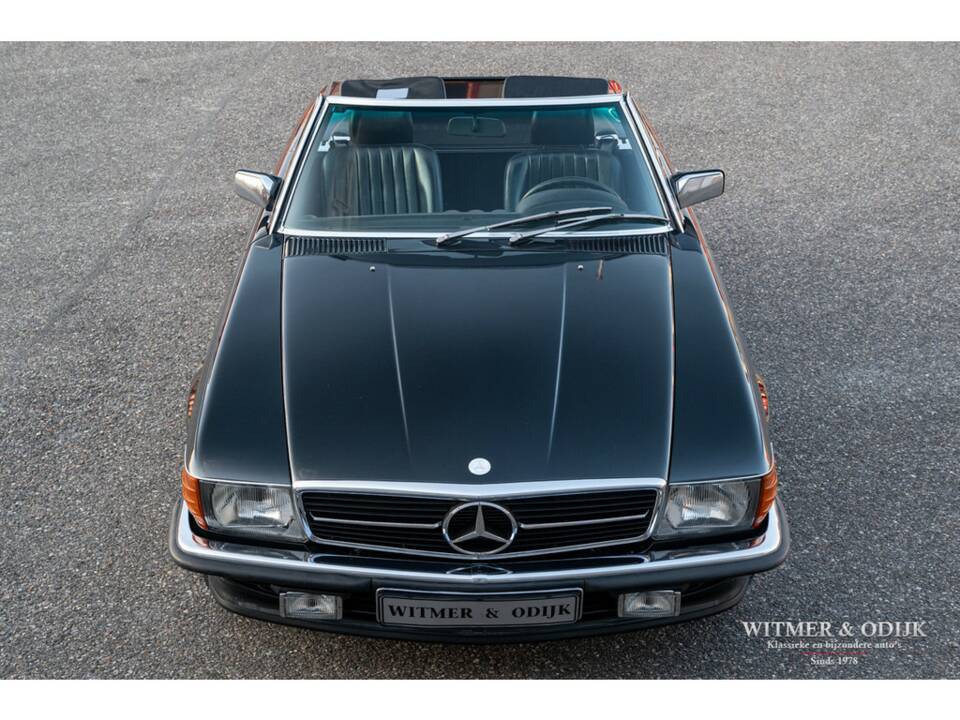 Image 8/32 de Mercedes-Benz 300 SL (1988)