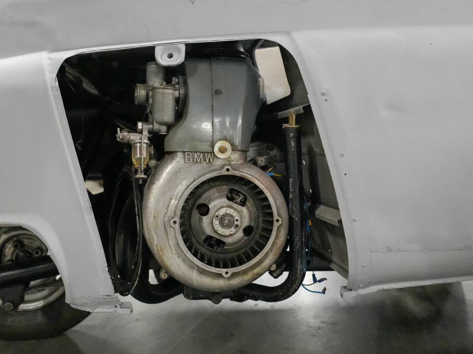 Immagine 10/19 di BMW Isetta 250 (1959)