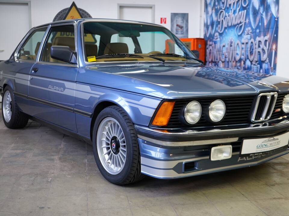 Image 3/56 of BMW 323i (1980)