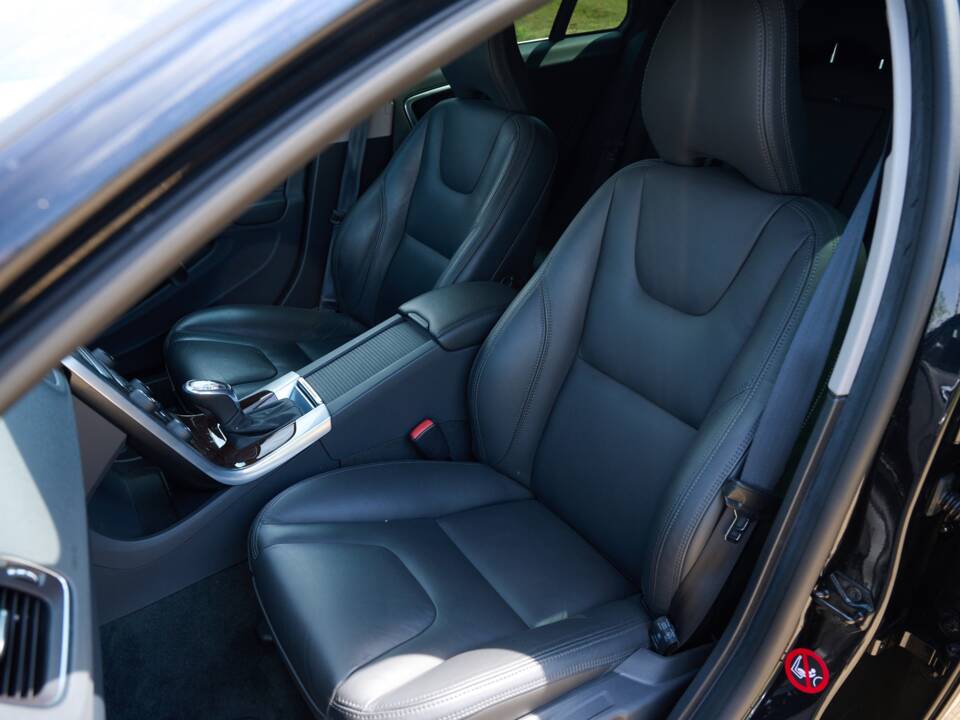 Immagine 30/47 di Volvo V60 T6 (2012)