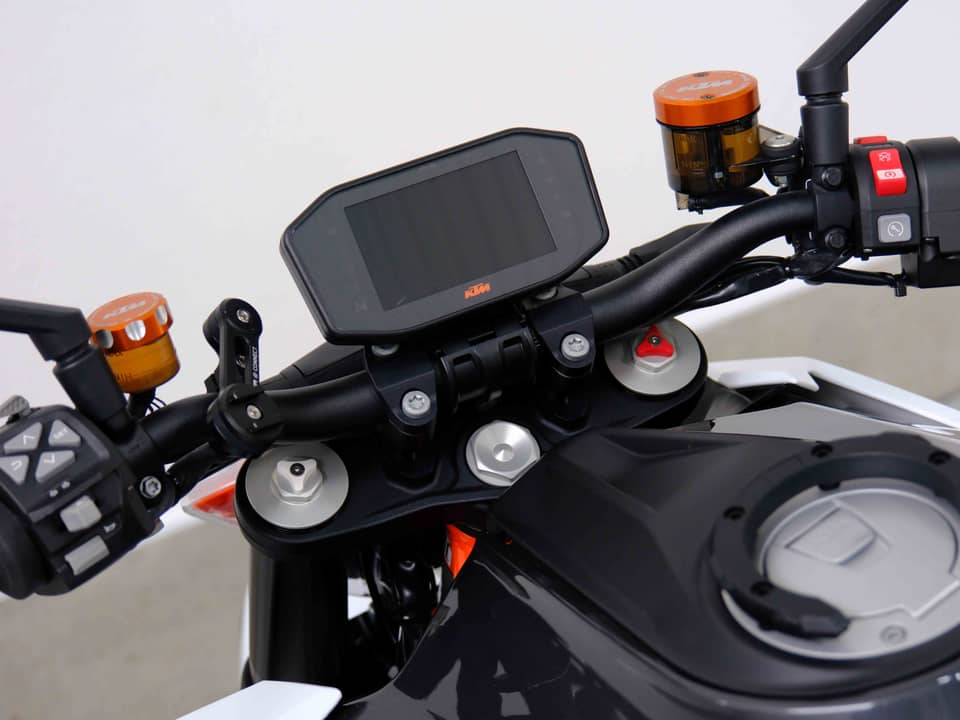 Image 67/83 of KTM 1290 Super Duke R (2018)