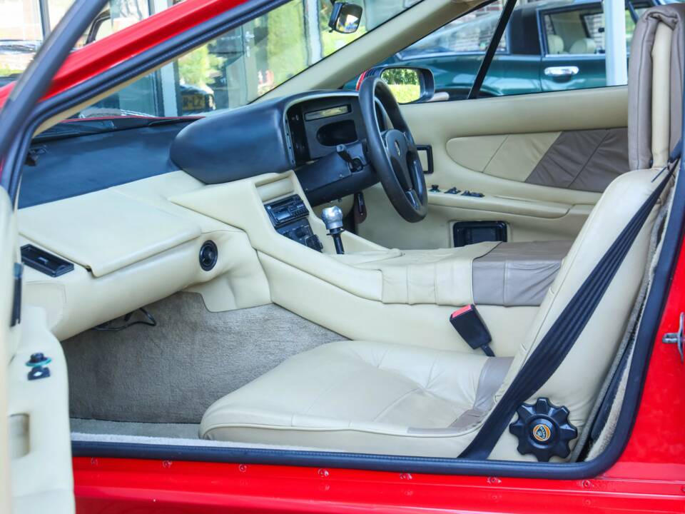 Obraz 35/50 pojazdu Lotus Esprit SE (1992)