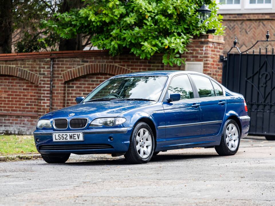 Image 1/38 of BMW 325i (2002)