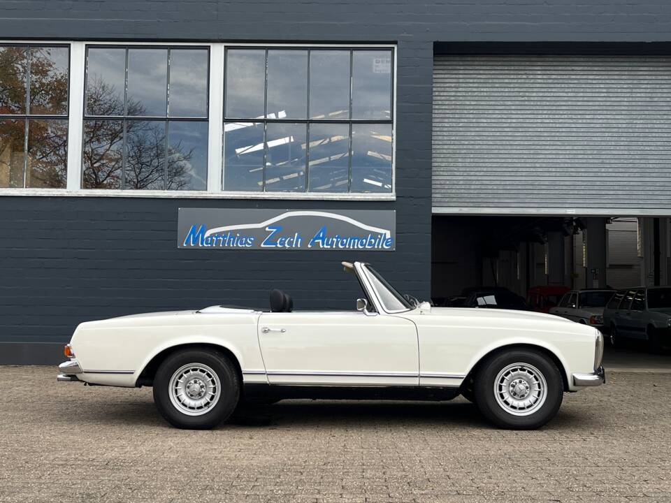 Image 5/100 of Mercedes-Benz 280 SL (1970)