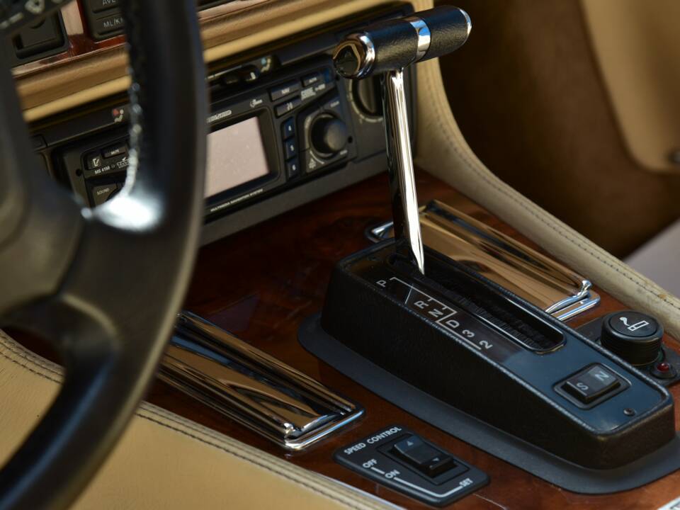 Bild 16/17 von Jaguar XJS 6.0 (1994)