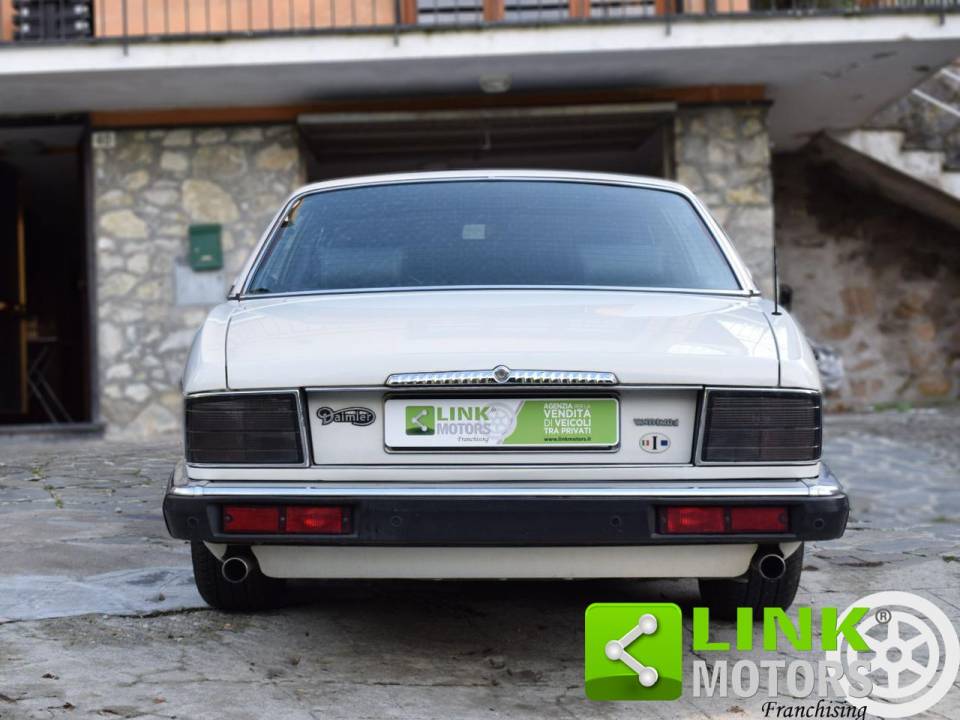 Bild 2/9 von Daimler XJ 6 4.0 (1990)