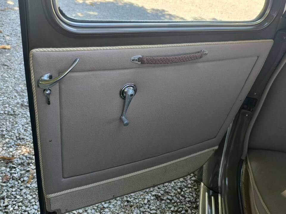 Imagen 31/33 de Lancia Aprilia (1949)