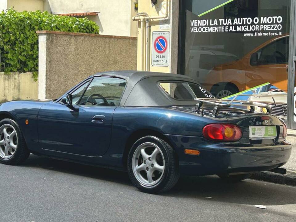 Bild 6/10 von Mazda MX-5 1.6 (1999)
