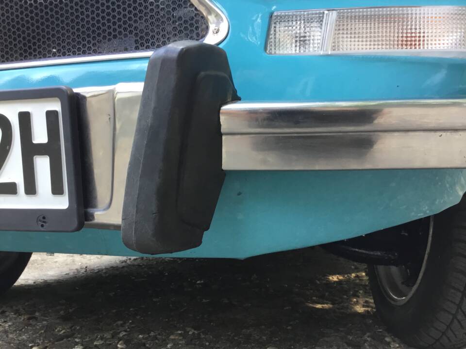 Image 17/62 of Citroën Ami 8 (1975)
