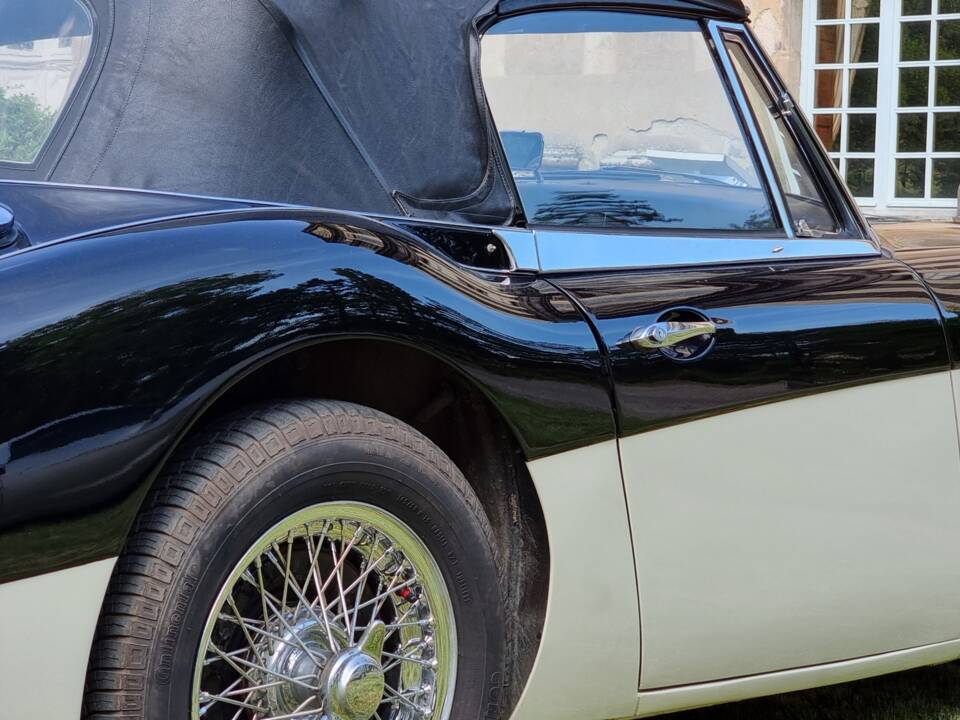 Image 8/11 of Austin-Healey 3000 Mk III (BJ8) (1965)