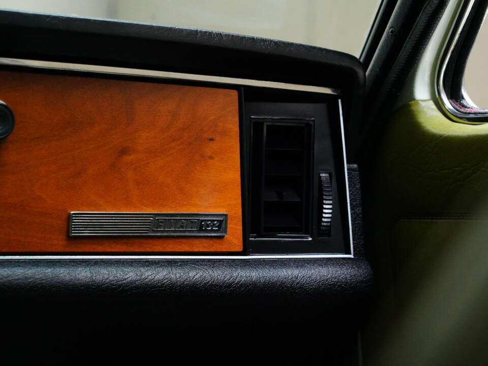 Bild 32/97 von FIAT 132 (1974)