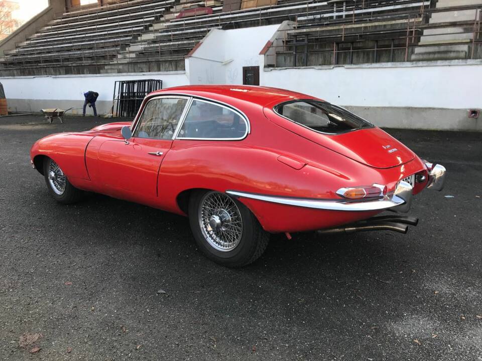Image 4/8 de Jaguar Type E 3.8 (1964)