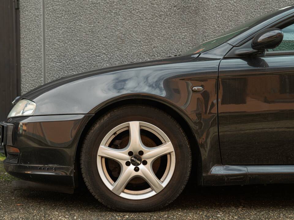 Image 7/37 of Alfa Romeo GT 2.0 JTS (2005)