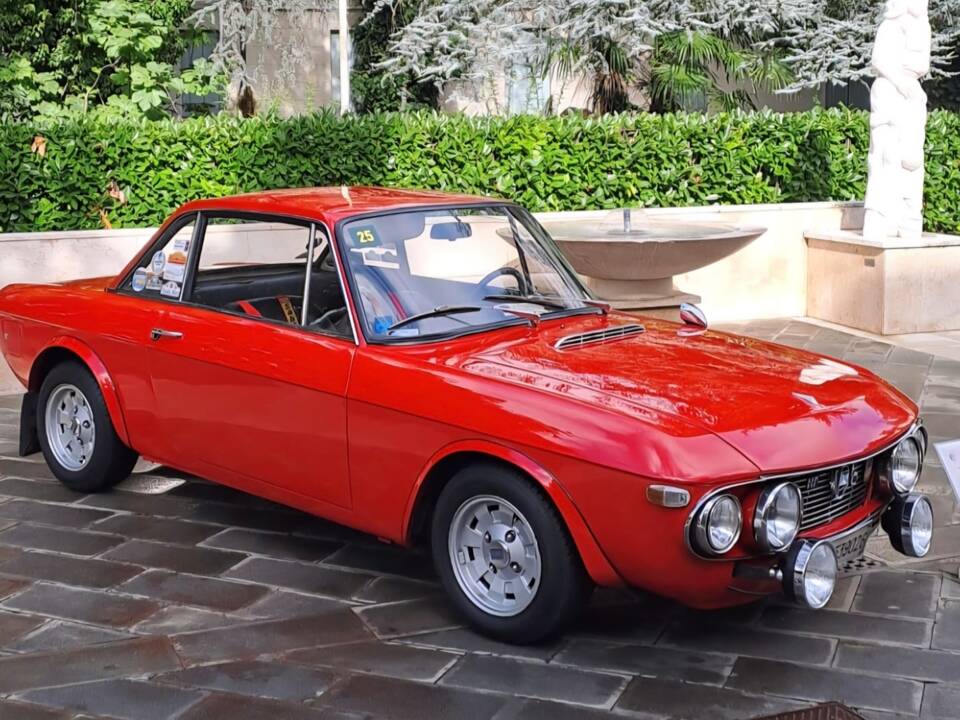 Bild 3/7 von Lancia Fulvia Rallye HF 1.6 (1970)
