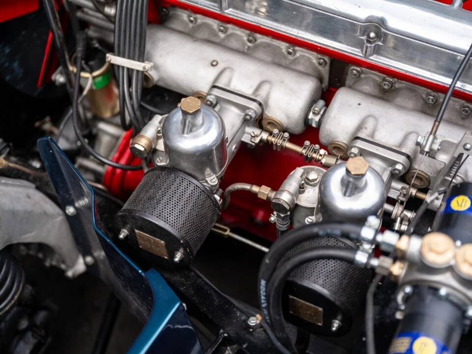 Image 60/64 of Aston Martin DB 2/4 Mk II (1957)