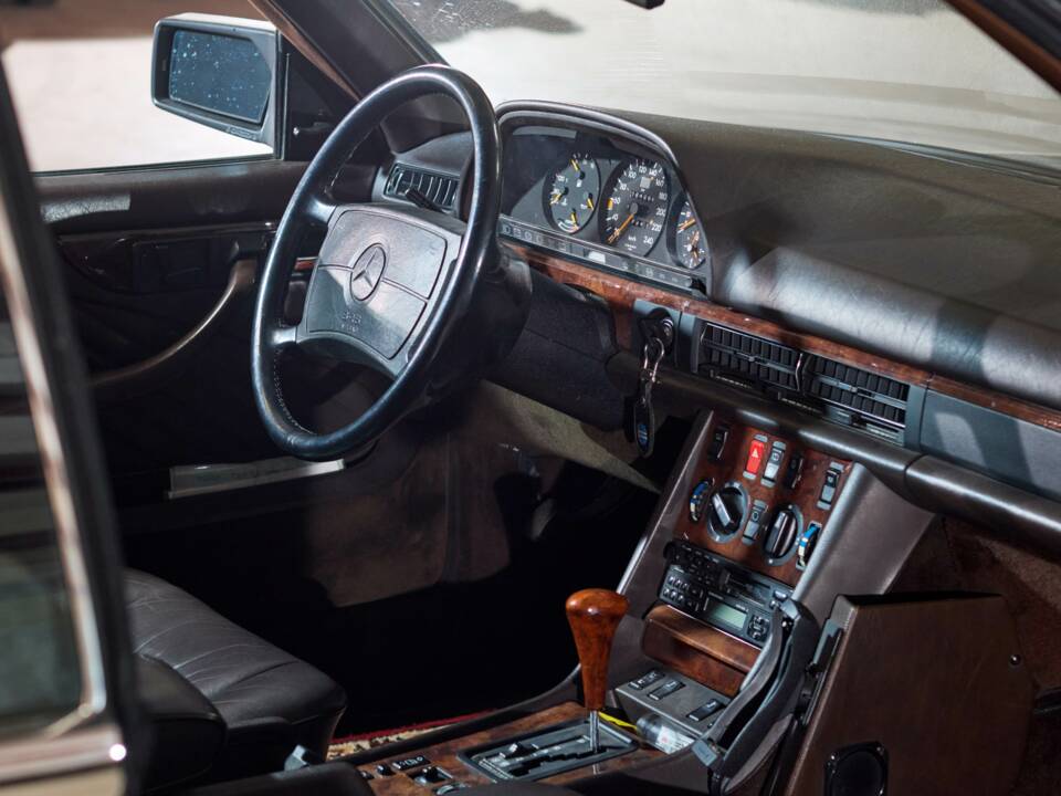 Bild 33/56 von Mercedes-Benz 500 SEC Bähr (1990)
