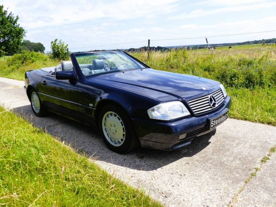 Mercedes-Benz 500 SL Roadster (R 129) dunkelblau 1990