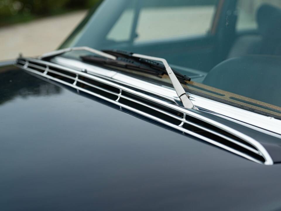 Image 15/50 of Mercedes-Benz 300 SEL 3.5 (1973)