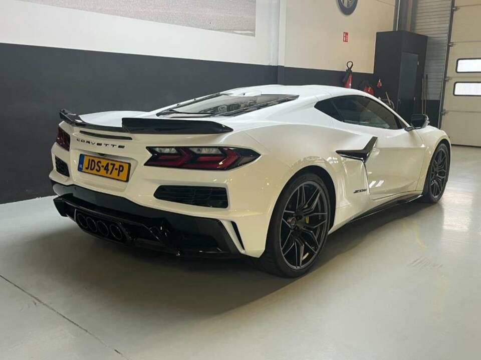 Image 38/50 of Chevrolet Corvette Z06 (2024)