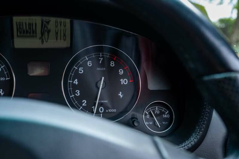 Image 14/50 of Ferrari 550 Maranello (1999)