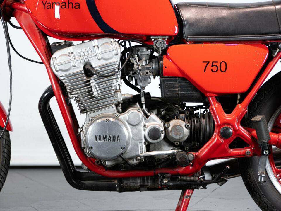 Bild 20/50 von Yamaha XS 750 (1979)