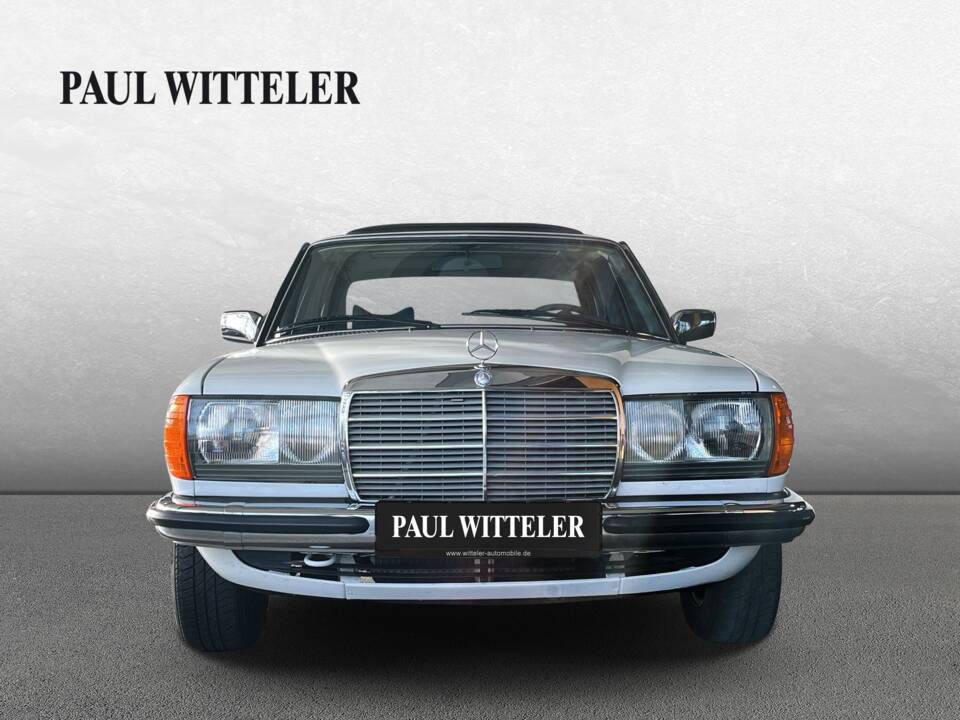 Image 2/22 of Mercedes-Benz 280 E (1977)