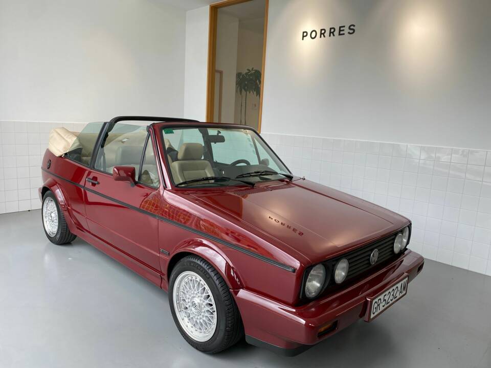 Bild 4/11 von Volkswagen Golf I Cabrio 1.8 (1990)