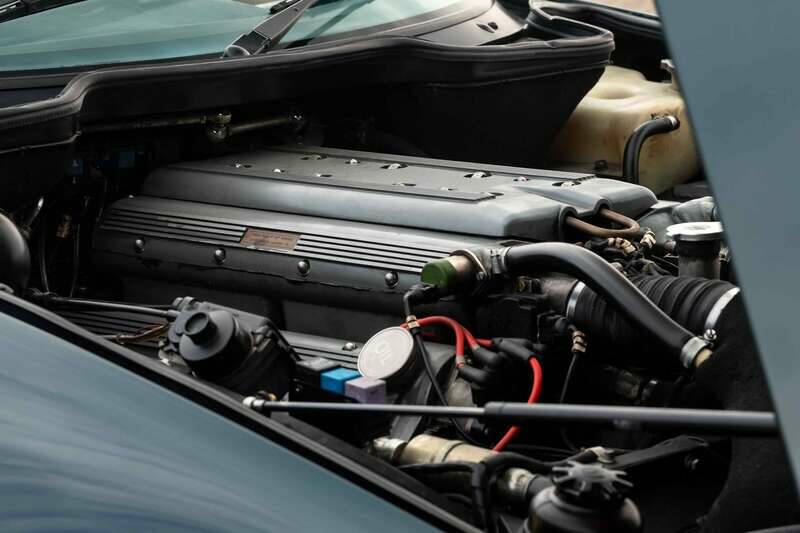 Image 18/50 de Aston Martin Virage Volante (1995)