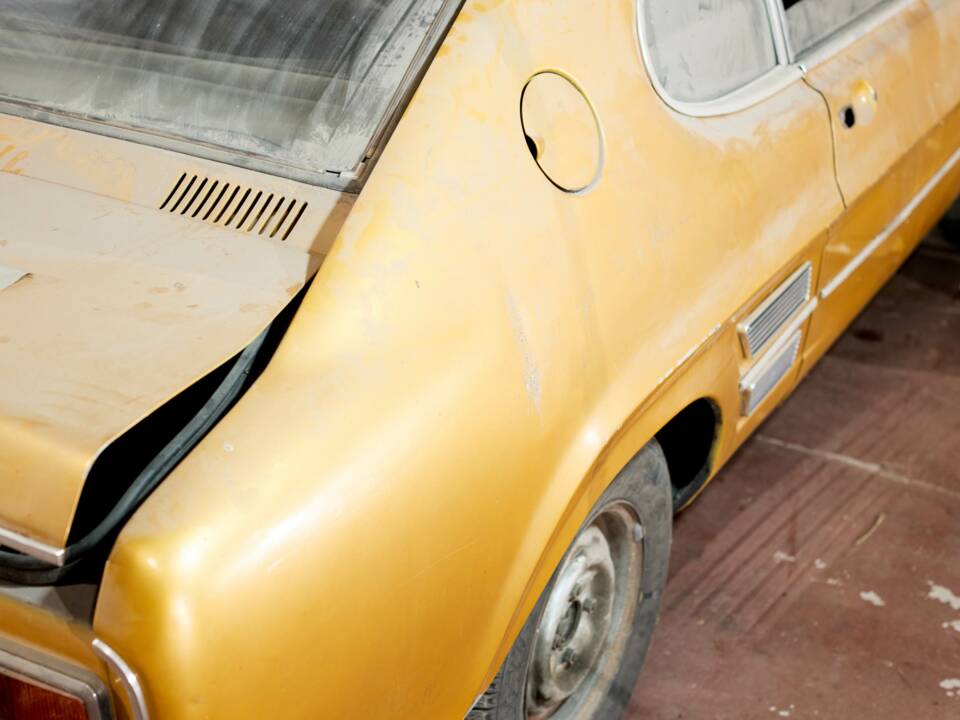 Image 22/37 of Ford Capri I  1600 (1971)