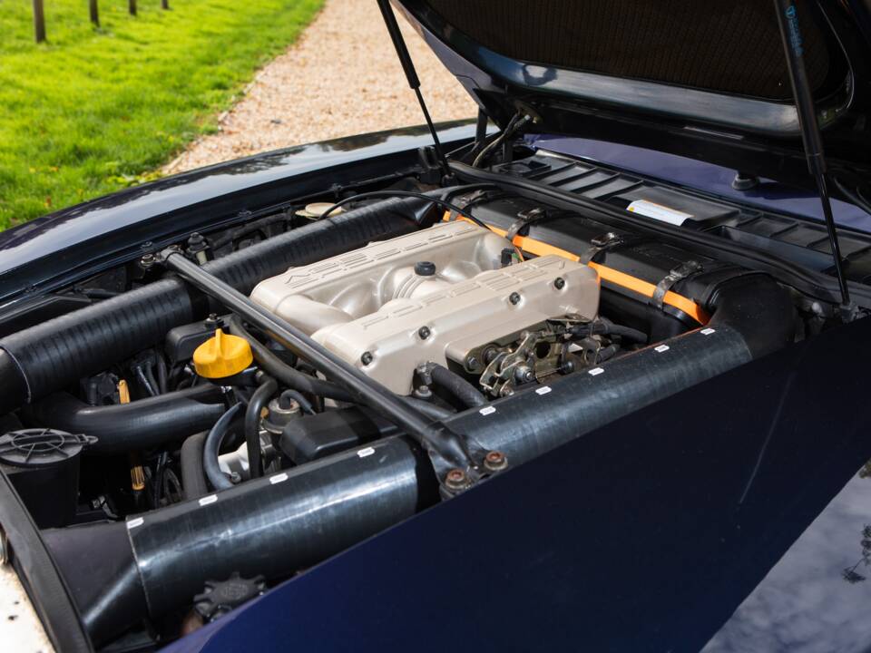 Image 20/43 of Porsche 928 GTS (1994)
