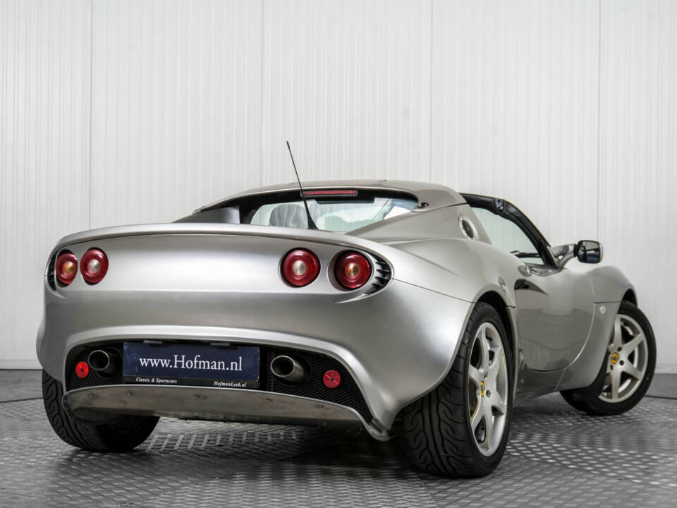 Image 39/50 of Lotus Elise (2002)