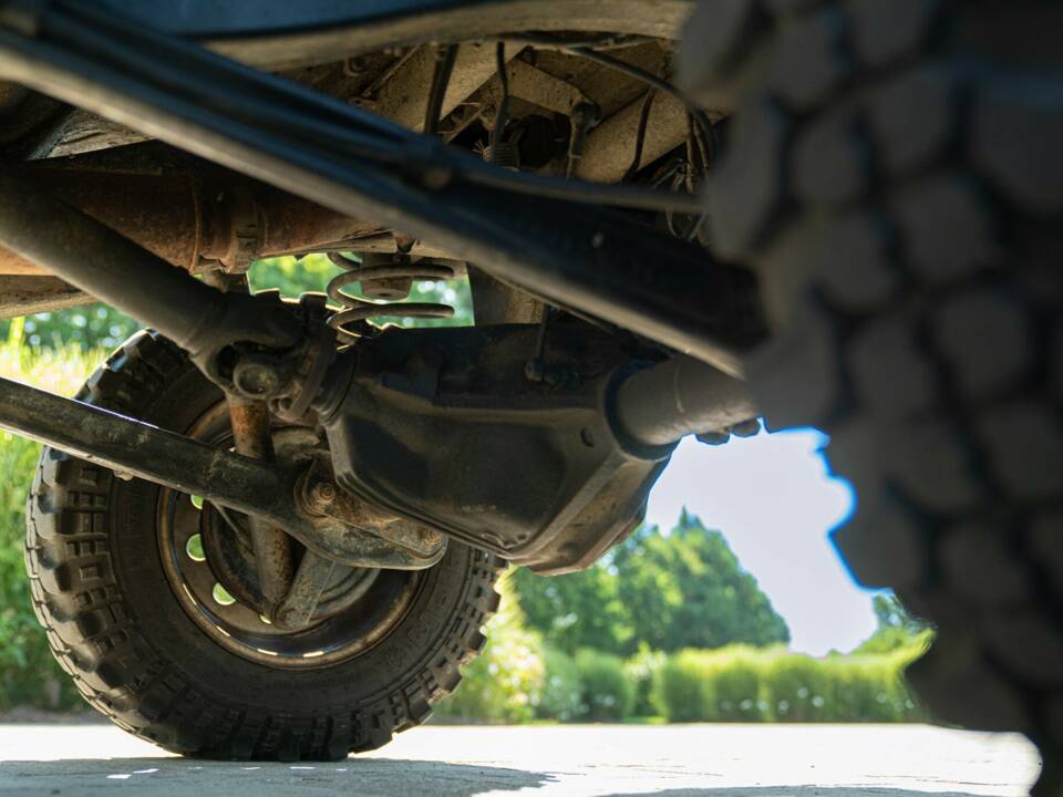 Image 16/50 de Mercedes-Benz 280 GE (SWB) (1981)