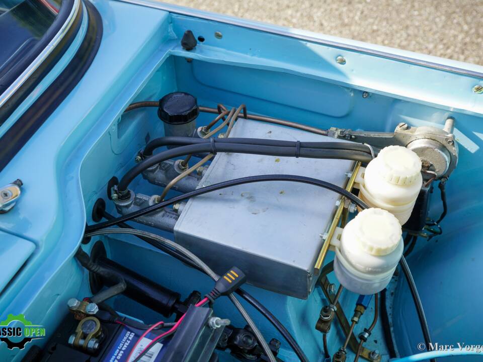 Image 16/43 of Triumph TR 4 (1962)