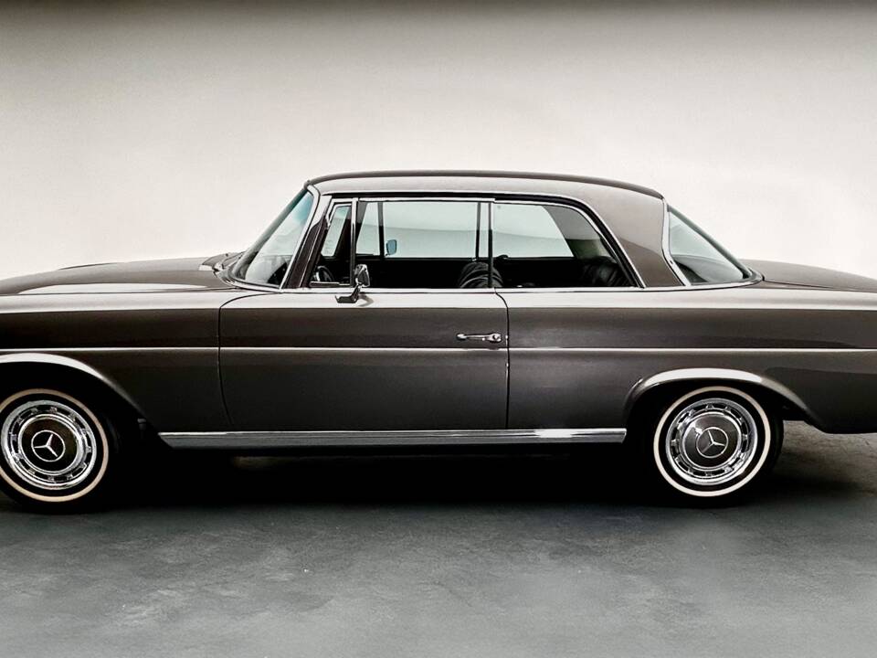 Image 1/13 de Mercedes-Benz 280 SE (1970)